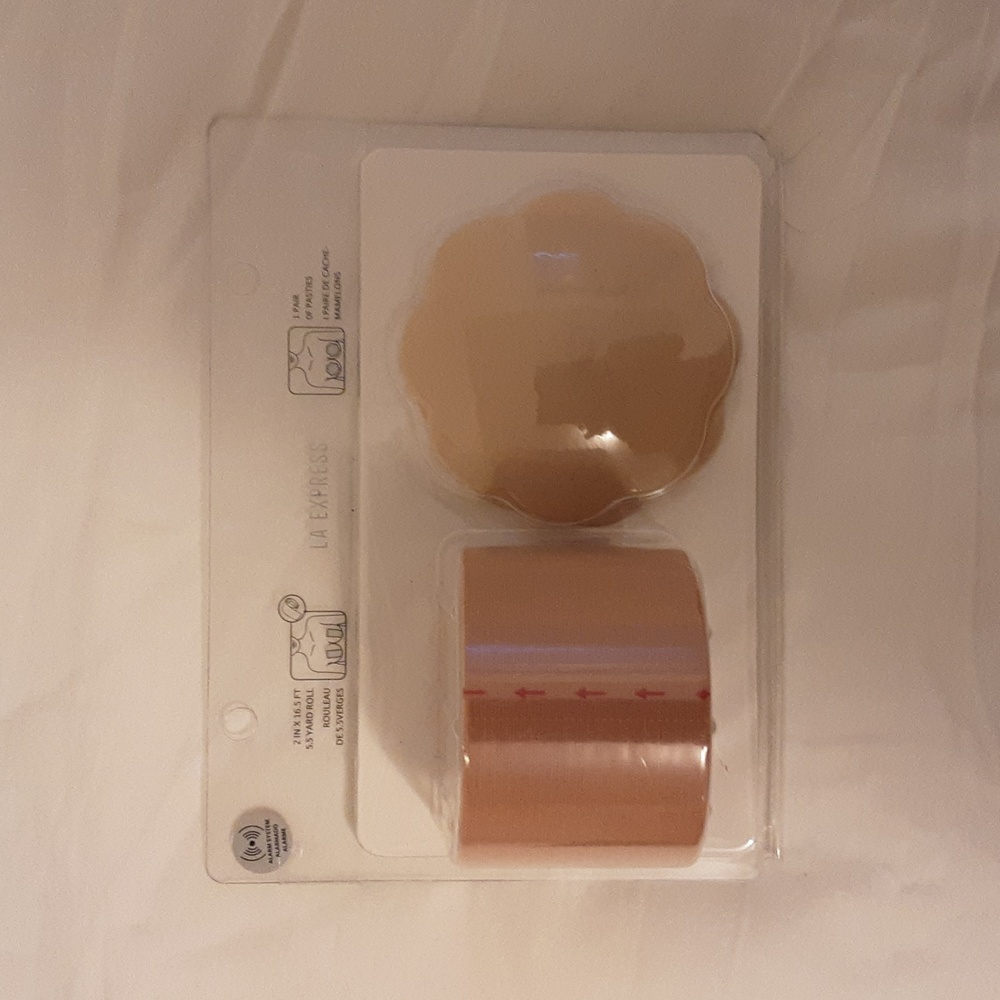 LA EXPRESS - flower pasties & body tape